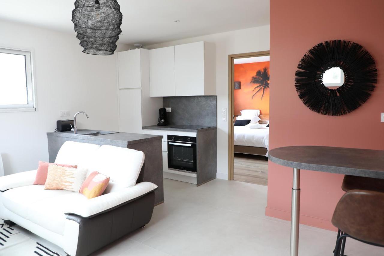 Les Maisons De Louise Pirou ภายนอก รูปภาพ